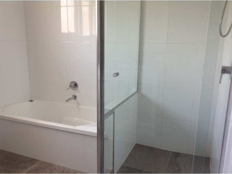 Level 2/2/10 Bloxsom, Kedron QLD 4031