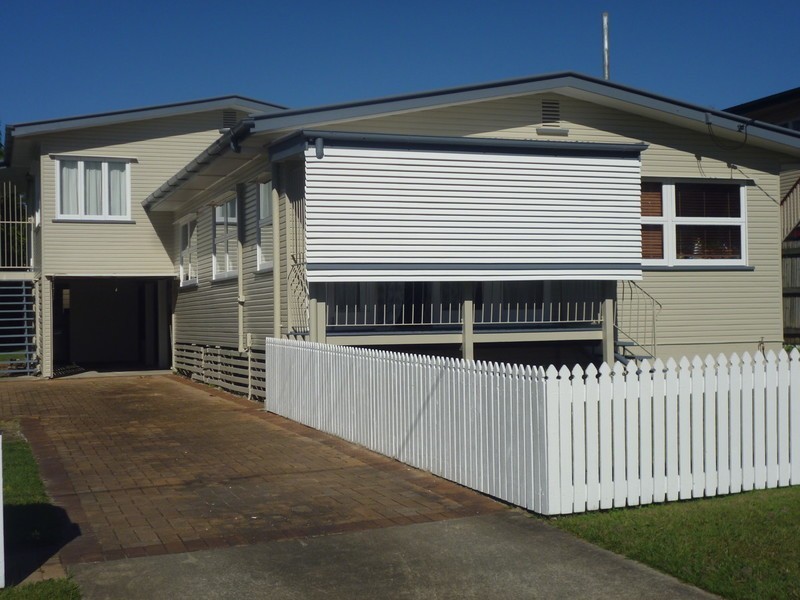 Level 2/2/10 Bloxsom, Kedron QLD 4031