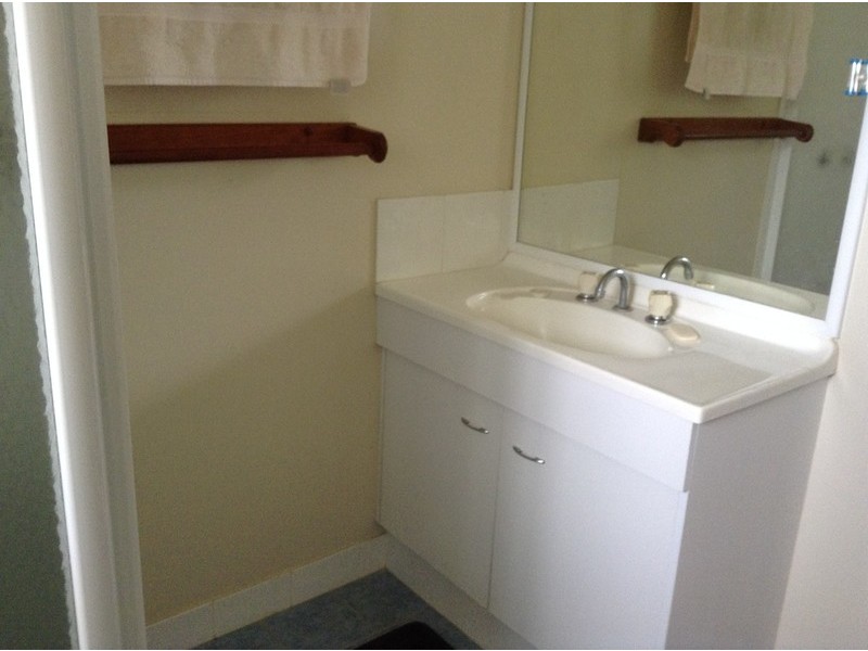 2/28 Spring Road, Kallangur QLD 4503