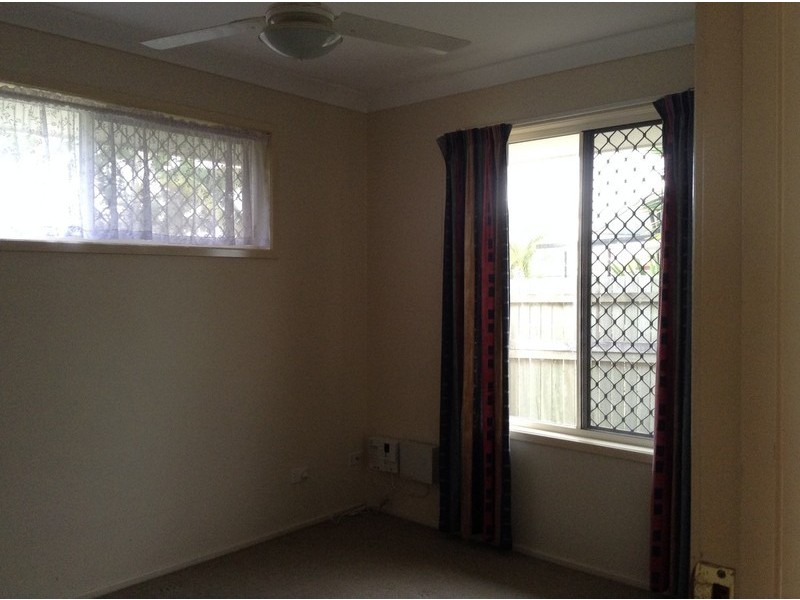 2/28 Spring Road, Kallangur QLD 4503