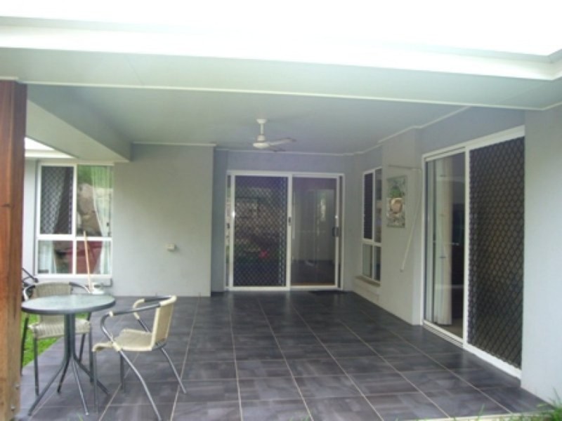 34 Bella Street, Cashmere QLD 4500