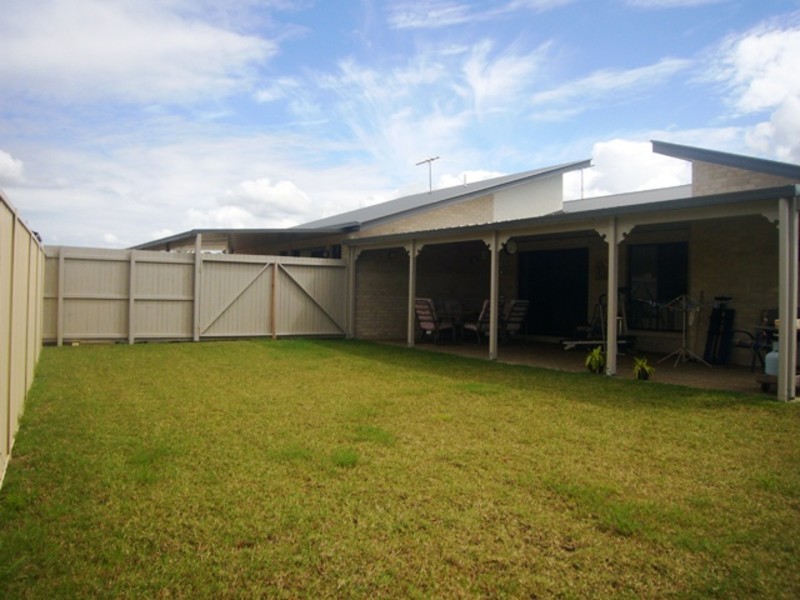 1/16 Rainbird Circuit, Kallangur QLD 4503