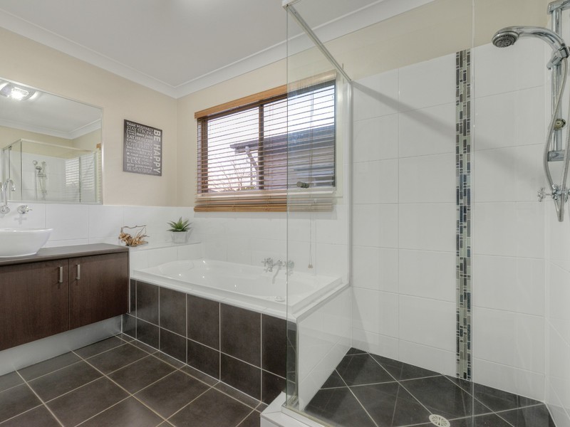 41 Strathmore Street, Kedron QLD 4031