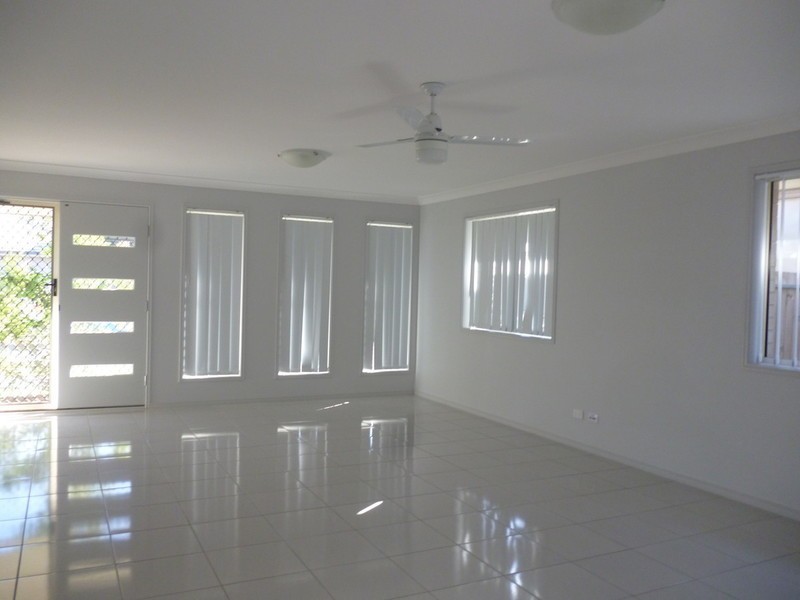 7 Ravenbourne Street, Fitzgibbon QLD 4018