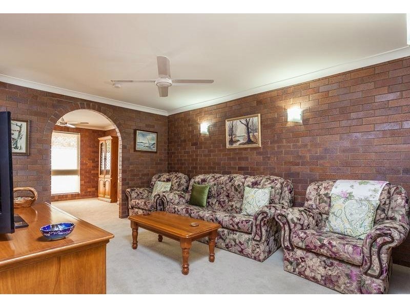 23 Tapini Ave West, Lawnton QLD 4501