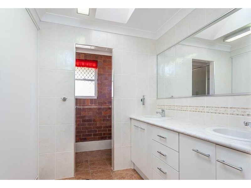 23 Tapini Ave West, Lawnton QLD 4501