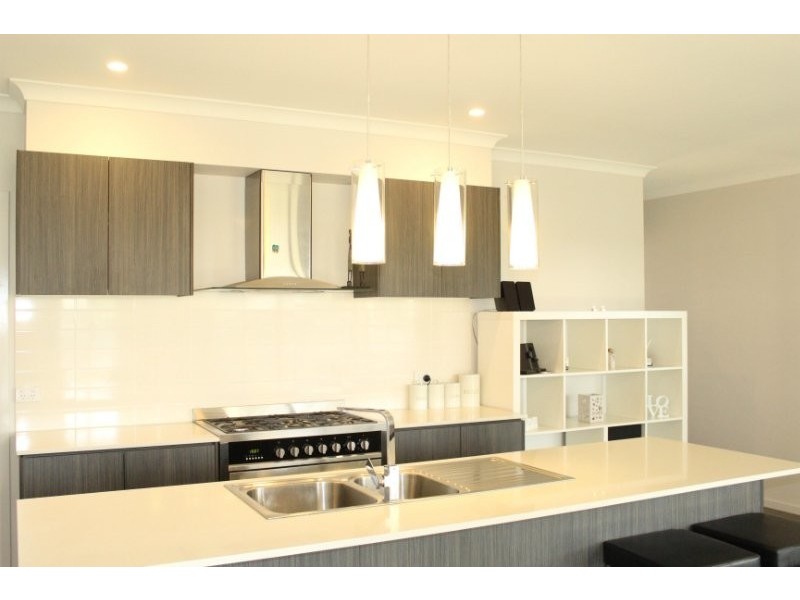 15 Admiralty Circuit, Lawnton QLD 4501