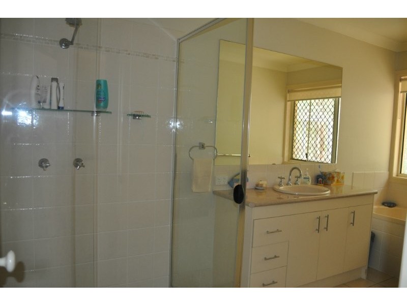 Warner QLD 4500