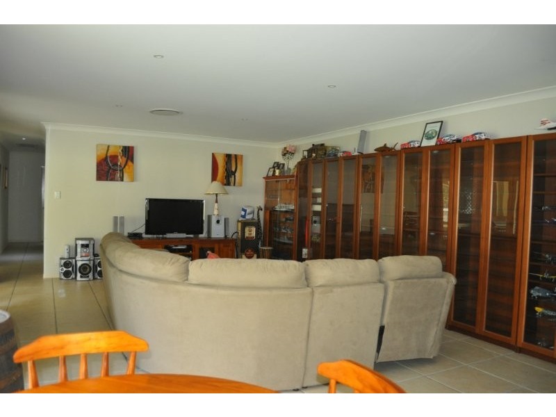 Warner QLD 4500