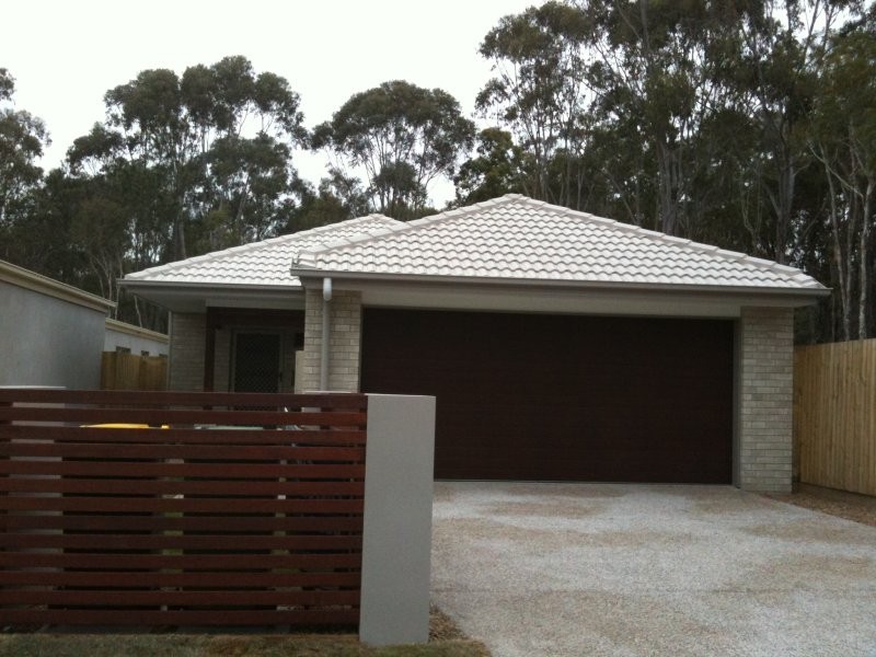 Rothwell QLD 4022