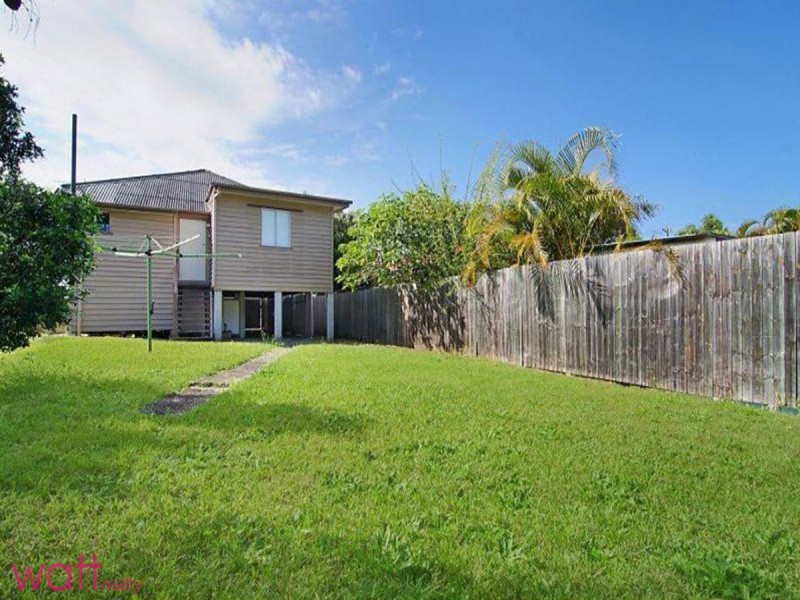 32 Church Road, Zillmere QLD 4034