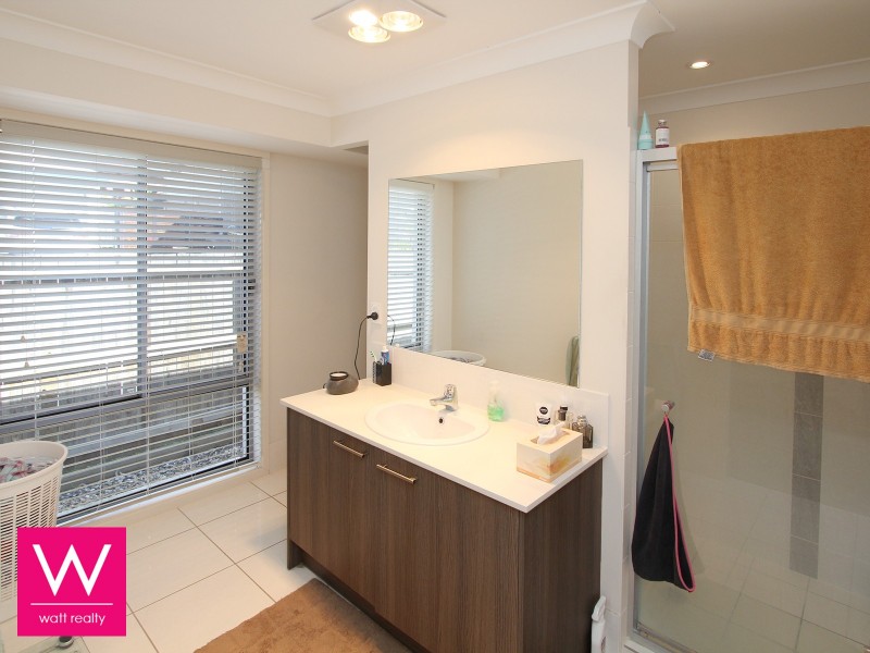 34 MacDonald Place, Carseldine QLD 4034