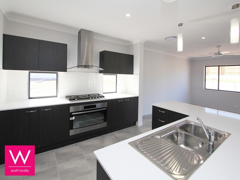 35 Centurion Circuit, Warner QLD 4500