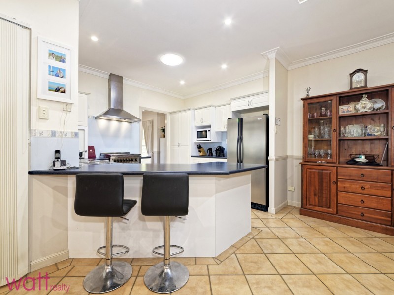 18 Whipbird Place, Aspley QLD 4034