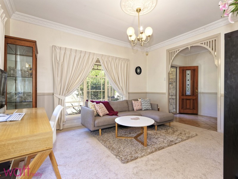 18 Whipbird Place, Aspley QLD 4034