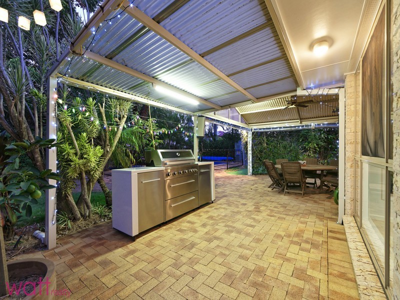 8 Picasso Crescent, Carseldine QLD 4034