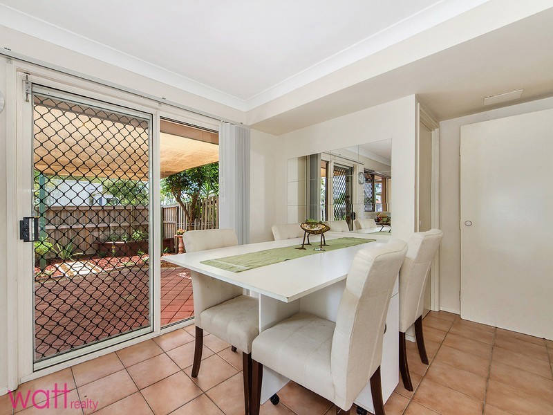 2/319 St Vincents Road, Banyo QLD 4014