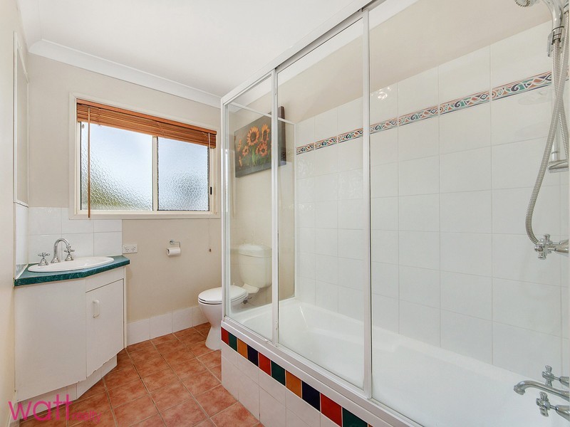 2/319 St Vincents Road, Banyo QLD 4014