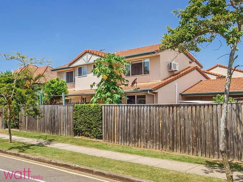 2/319 St Vincents Road, Banyo QLD 4014