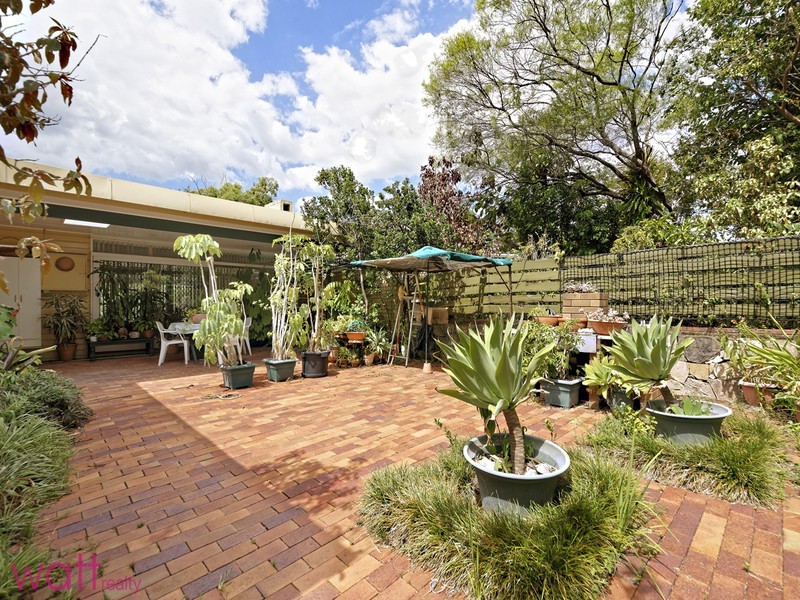 20 Montclair Street, Aspley QLD 4034