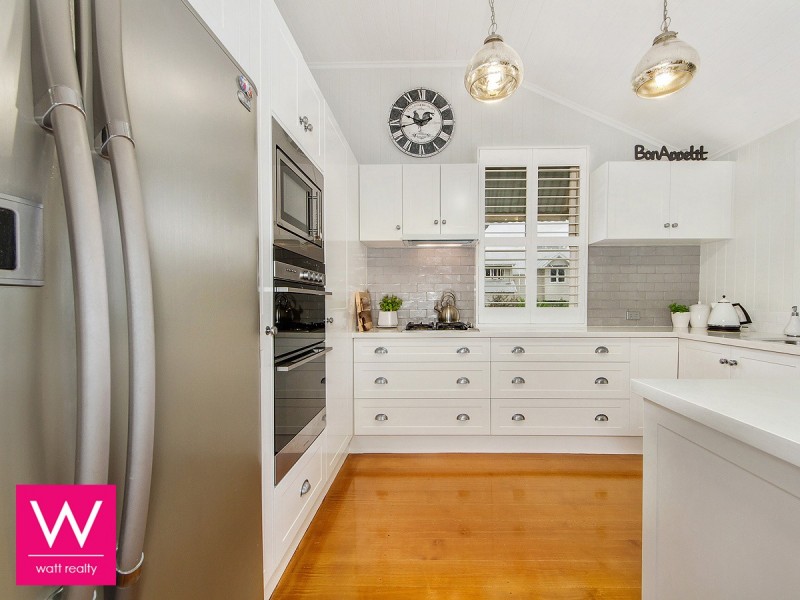 79 Palm Avenue, Shorncliffe QLD 4017