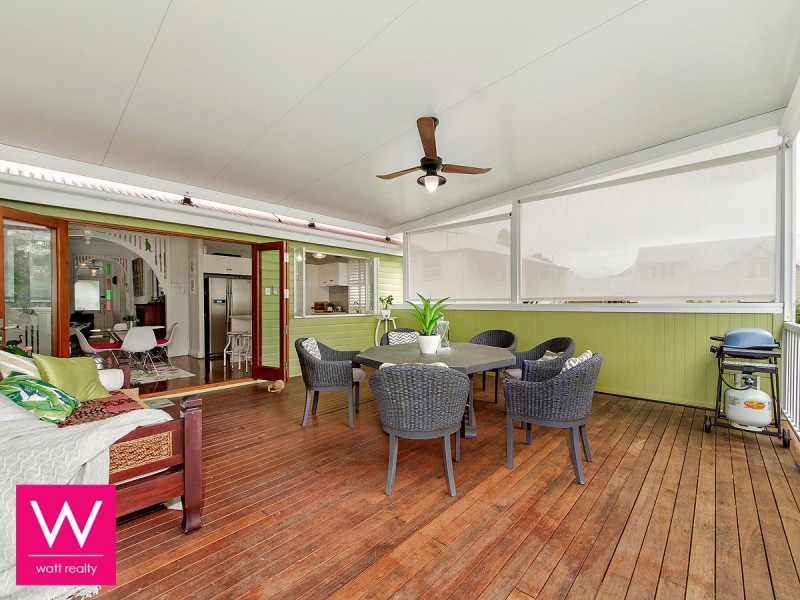 79 Palm Avenue, Shorncliffe QLD 4017