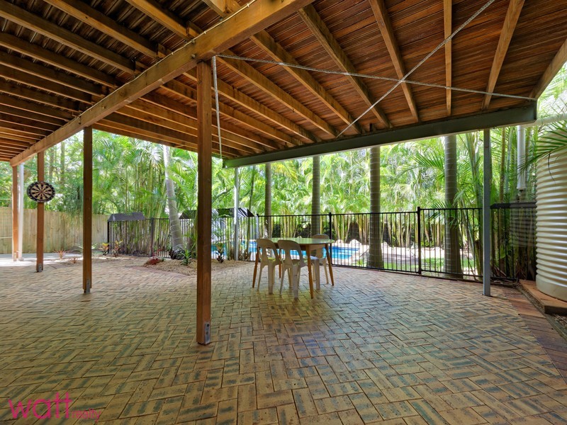 40 Folkstone Avenue, Albany Creek QLD 4035