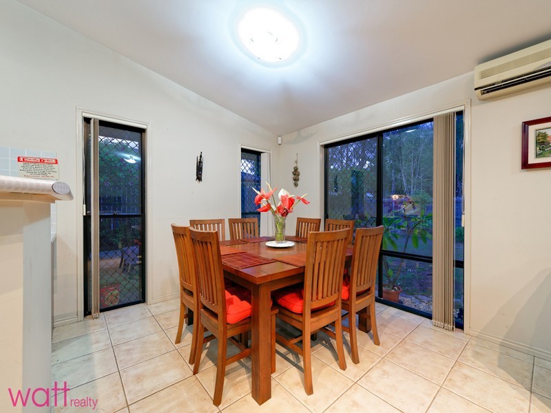 8 Manor Street, Taigum QLD 4018