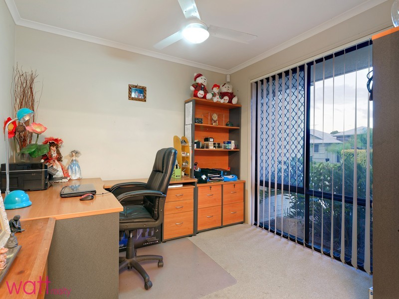 8 Manor Street, Taigum QLD 4018