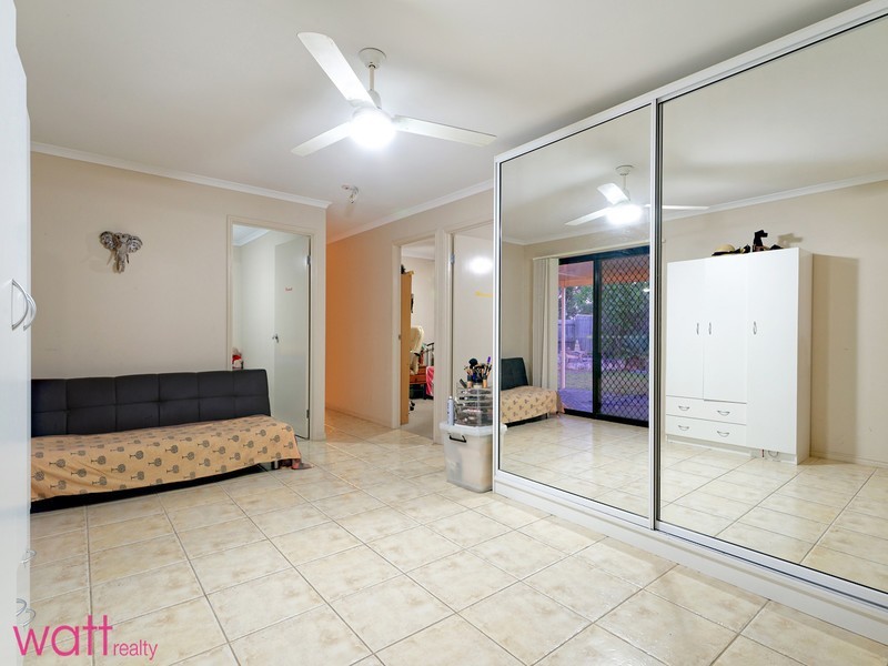 8 Manor Street, Taigum QLD 4018