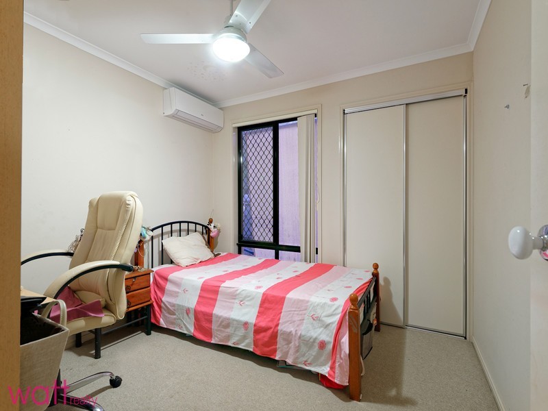 8 Manor Street, Taigum QLD 4018