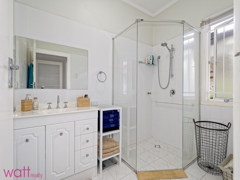 52 Gaynor Road, Banyo QLD 4014