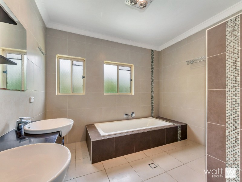 674 Robinson Road West, Aspley QLD 4034