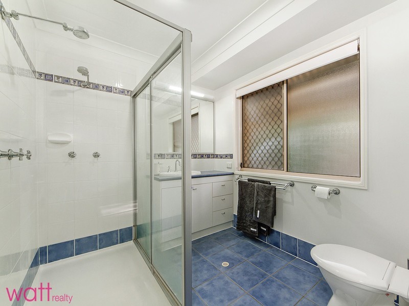 46 Snow Wood Drive, Eatons Hill QLD 4037