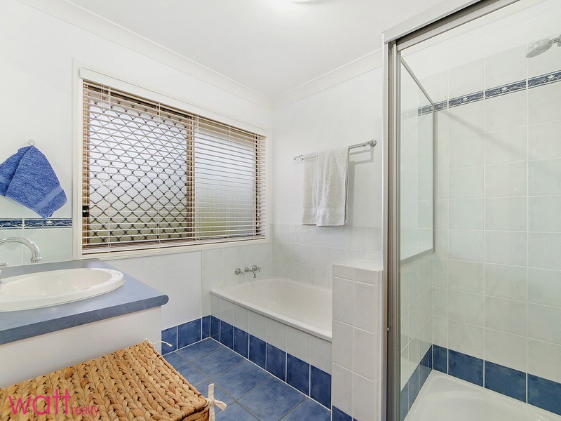 46 Snow Wood Drive, Eatons Hill QLD 4037