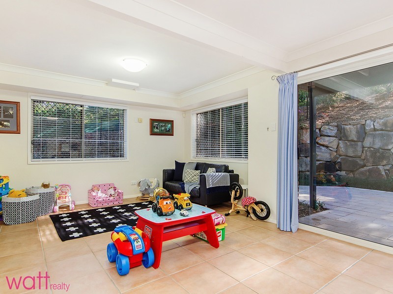 46 Snow Wood Drive, Eatons Hill QLD 4037