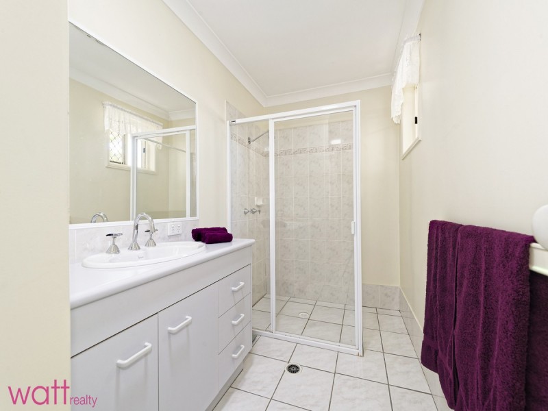 14 Garney Street, Redcliffe QLD 4020