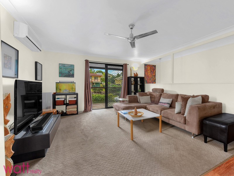 22 Folkstone Avenue, Albany Creek QLD 4035