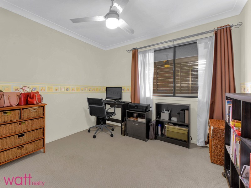 22 Folkstone Avenue, Albany Creek QLD 4035