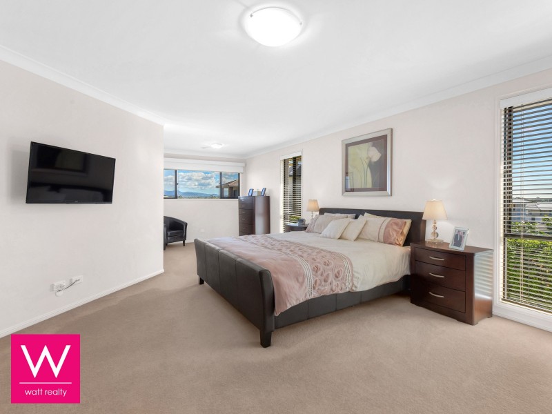 11 Leo Place, Bridgeman Downs QLD 4035