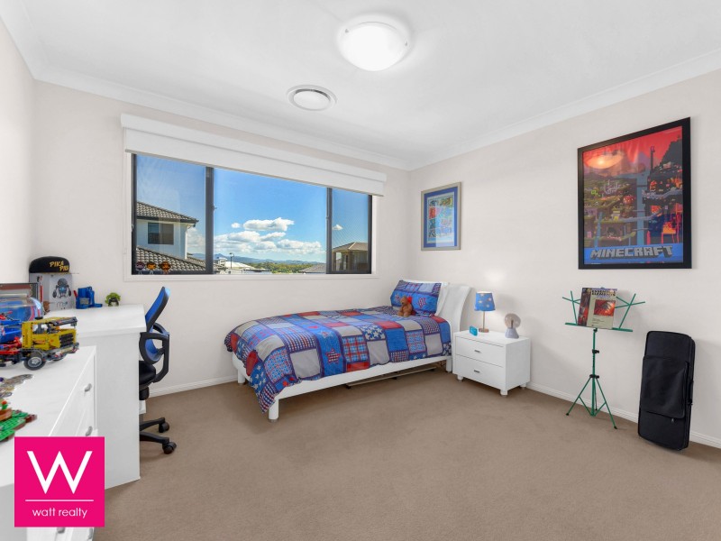 11 Leo Place, Bridgeman Downs QLD 4035