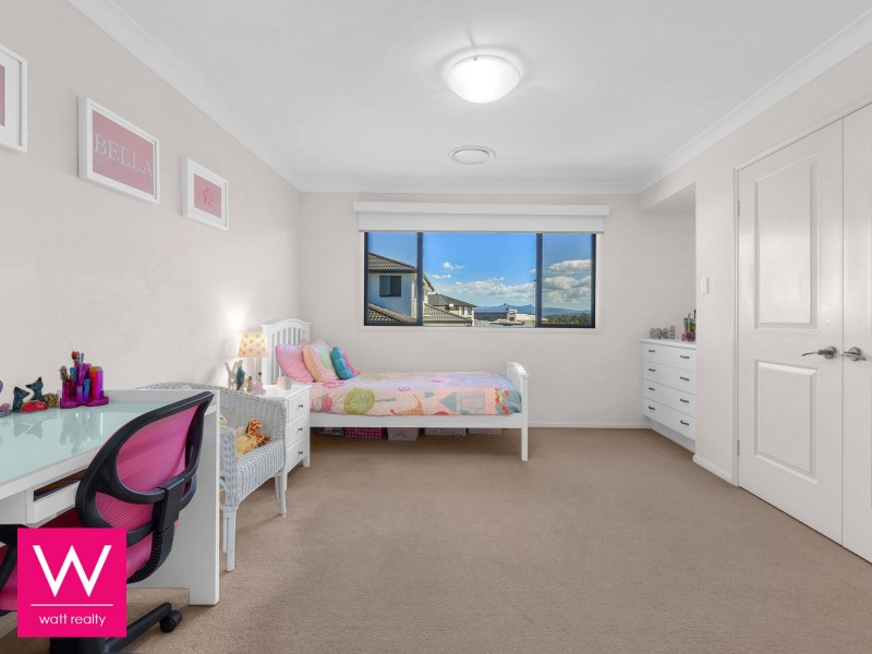 11 Leo Place, Bridgeman Downs QLD 4035