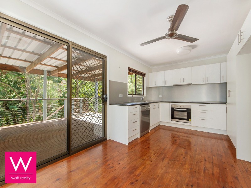 33 Teenan Street, Ferny Hills QLD 4055