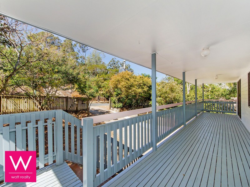 33 Teenan Street, Ferny Hills QLD 4055