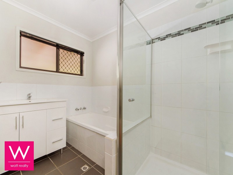 33 Teenan Street, Ferny Hills QLD 4055