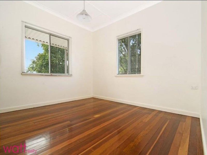 32 Church Road, Zillmere QLD 4034