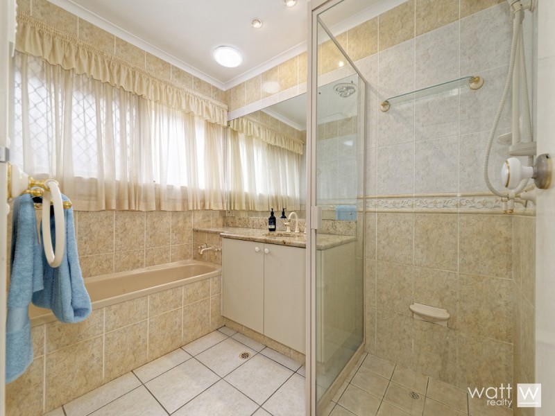 33 Sherry Street, Carseldine QLD 4034