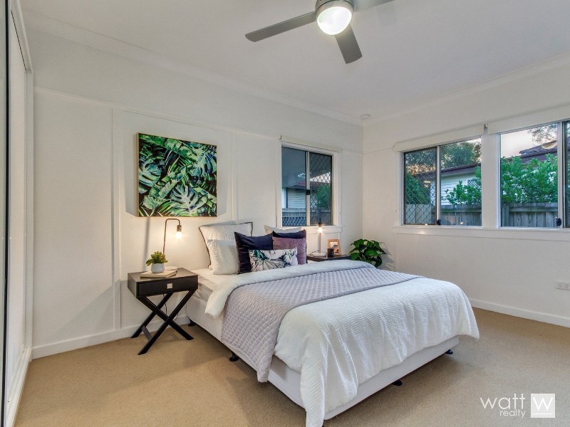 102 Crowley Street, Zillmere QLD 4034