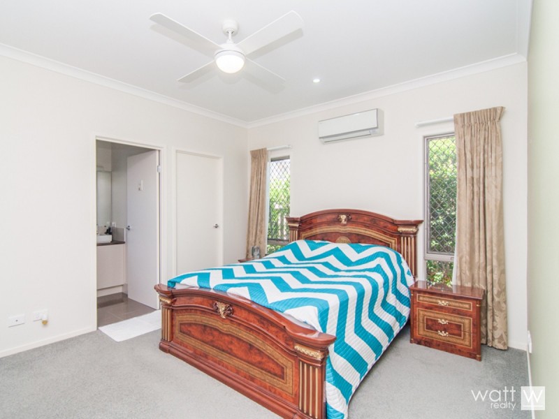 570 Roghan Road, Fitzgibbon QLD 4018