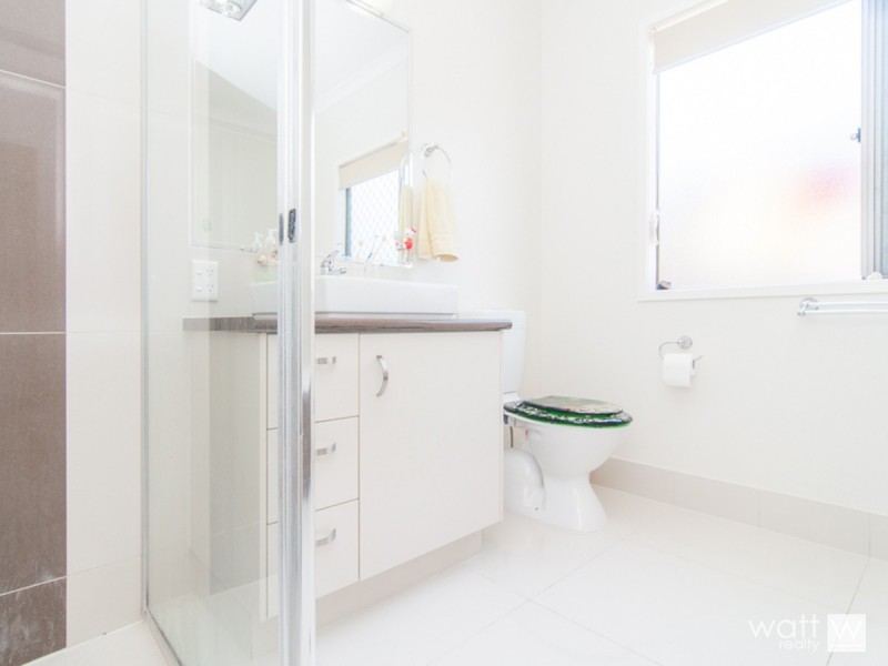 570 Roghan Road, Fitzgibbon QLD 4018